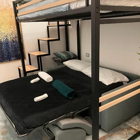 Angelo Poliziano Destra